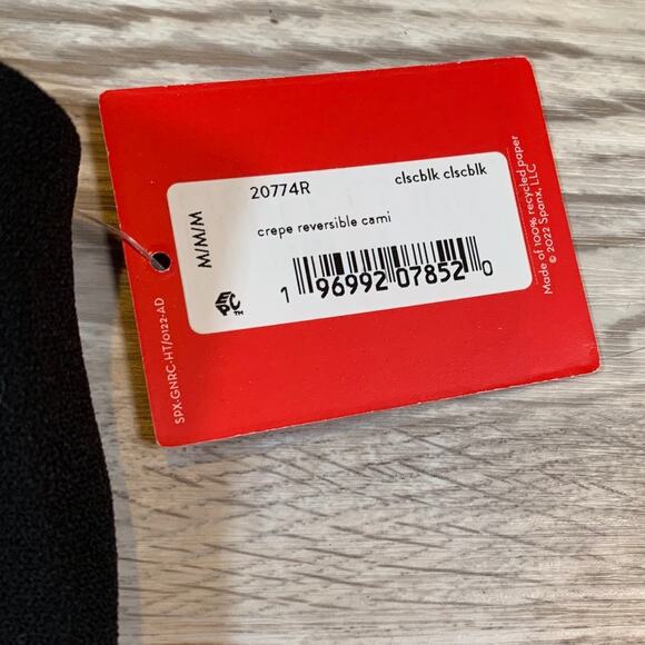 NWT Spanx Reversible Cami Black Crepe Satin Tank Top Medium Date Night Staple - Picture 4 of 9